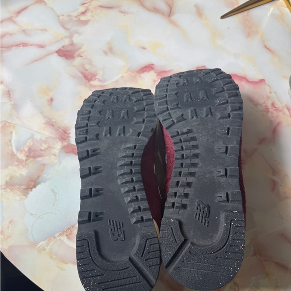 New Balance 574 Maroon and White Sneakers - Picture 5 of 5